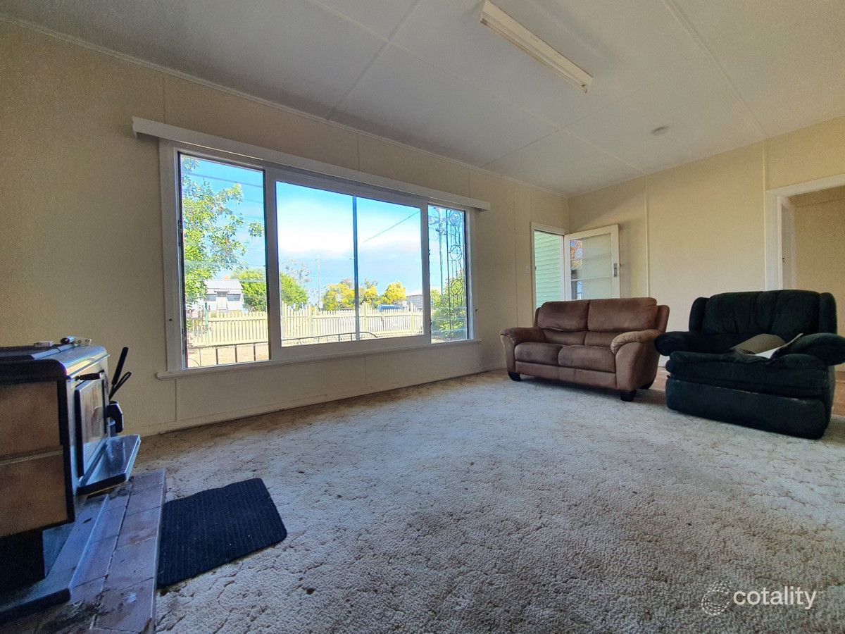 6 Flinders St, Monto, QLD 4630