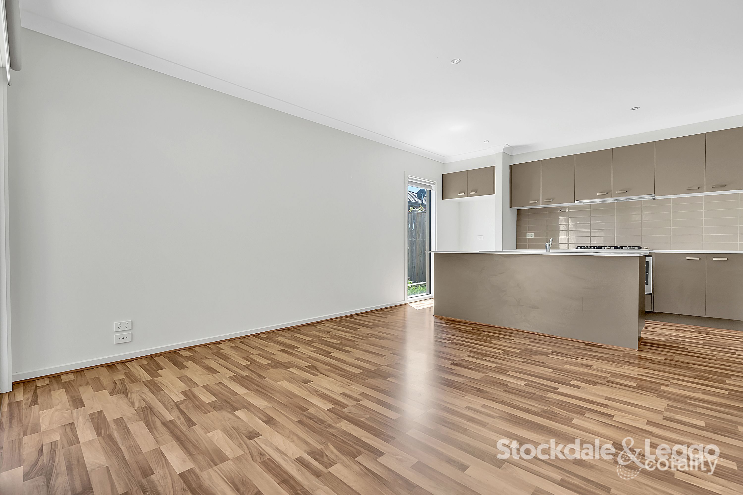 22 Abloom View, Mickleham, VIC 3064