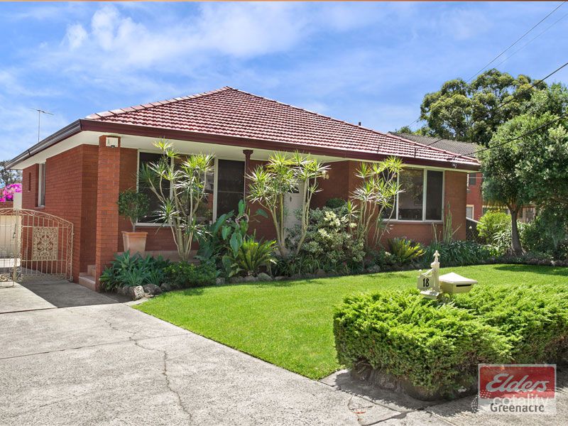 18 Bromley Ave, Greenacre, NSW 2190