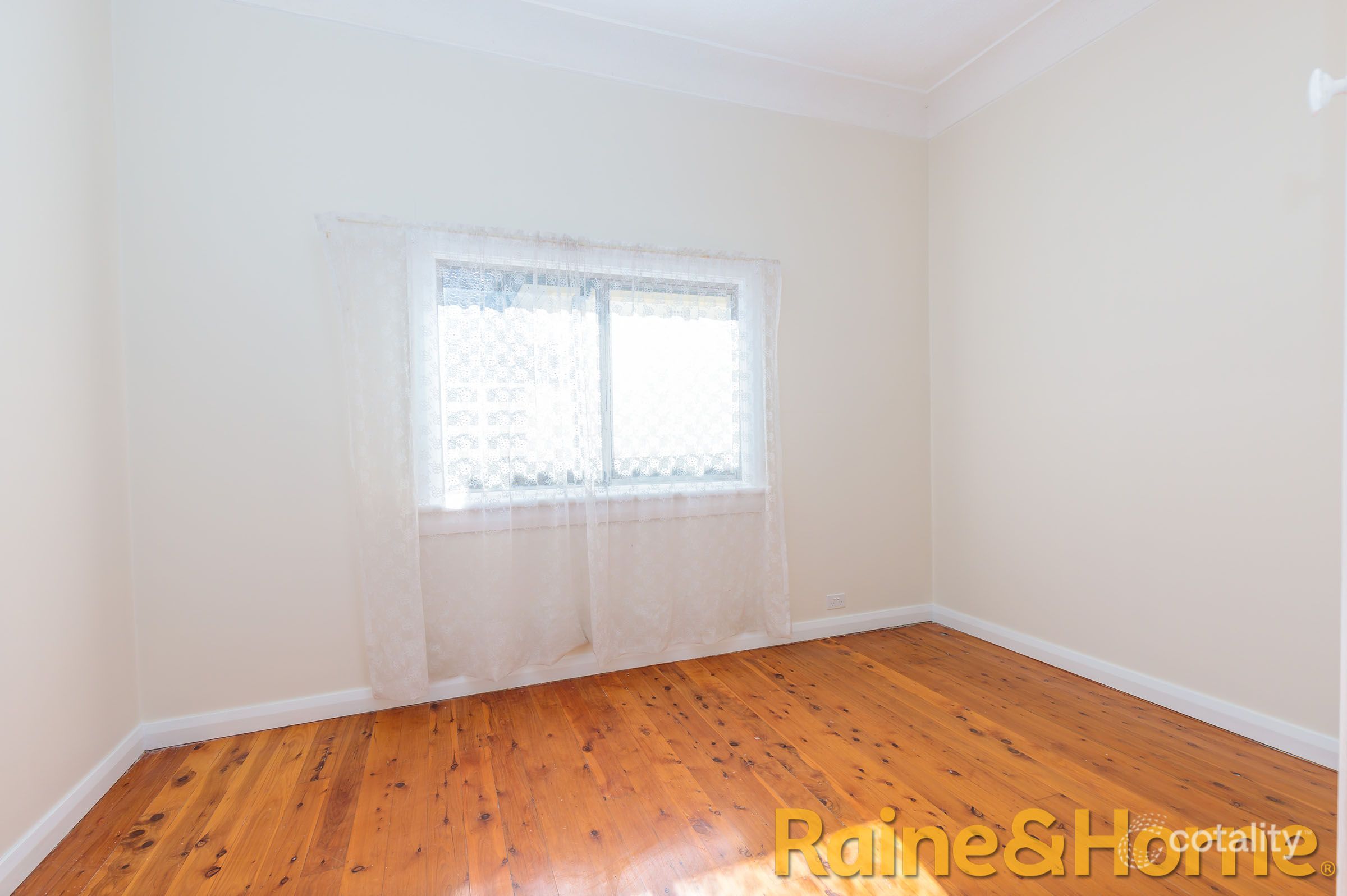 12 Sterling St, Dubbo, NSW 2830