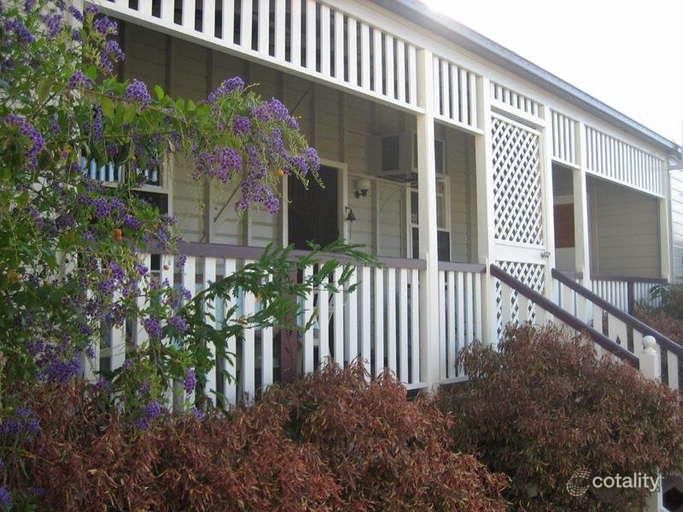 27 Soule St, Hermit Park, QLD 4812