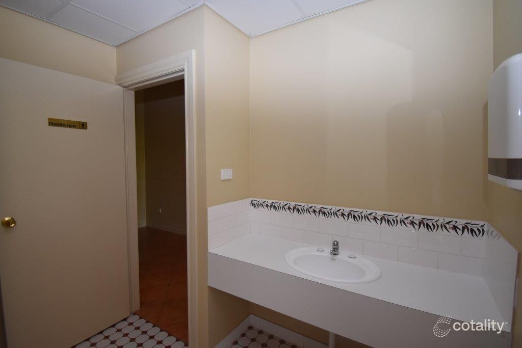 3a Charles St, Wellington, NSW 2820