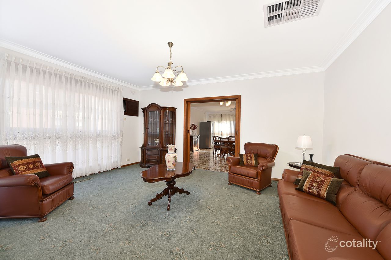 16 Dawson St, Reservoir, VIC 3073