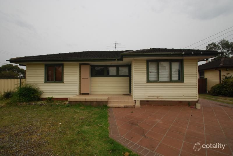 1 Permian Dr, Cartwright, NSW 2168