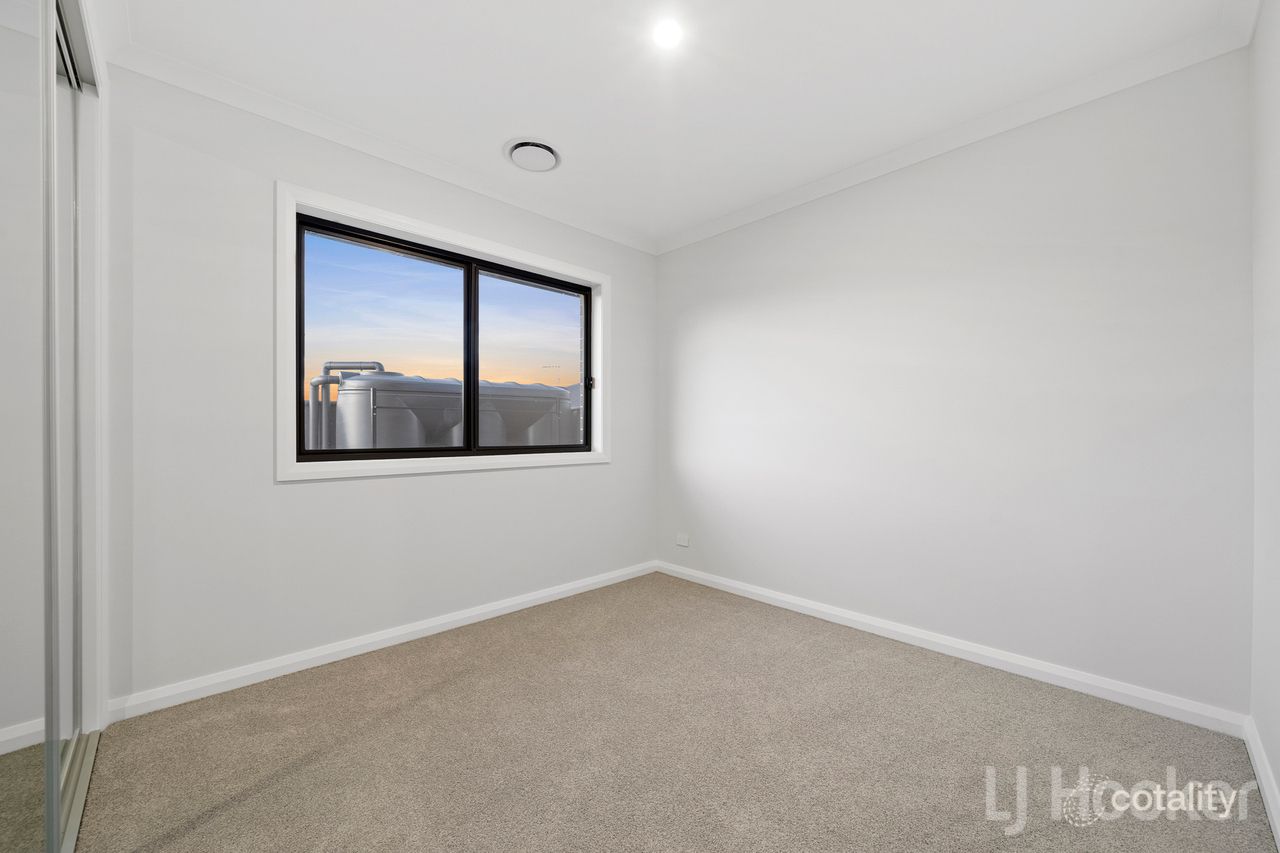 1 Heazlett St, Googong, NSW 2620