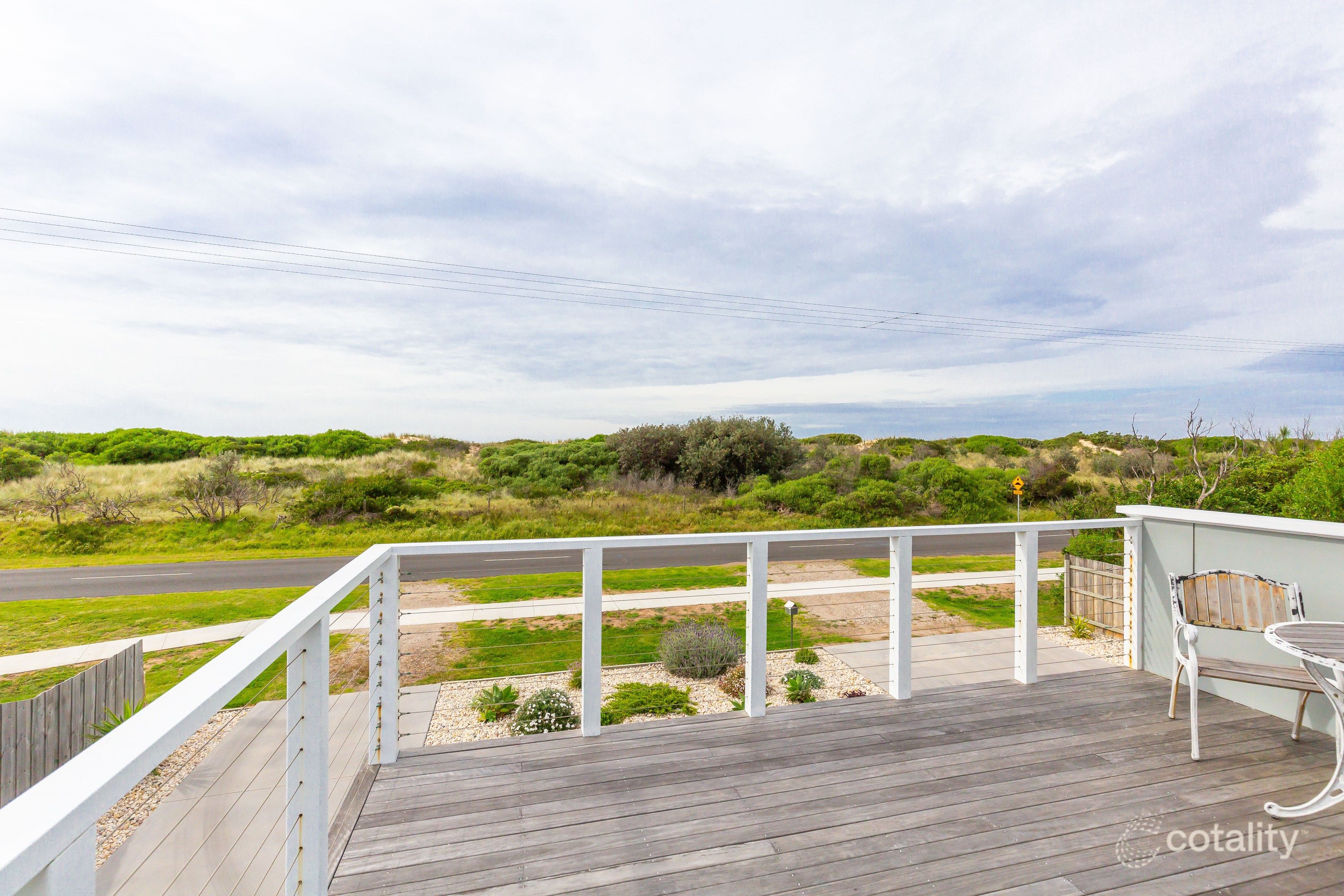 5 Shoreline Dr, Seaspray, VIC 3851