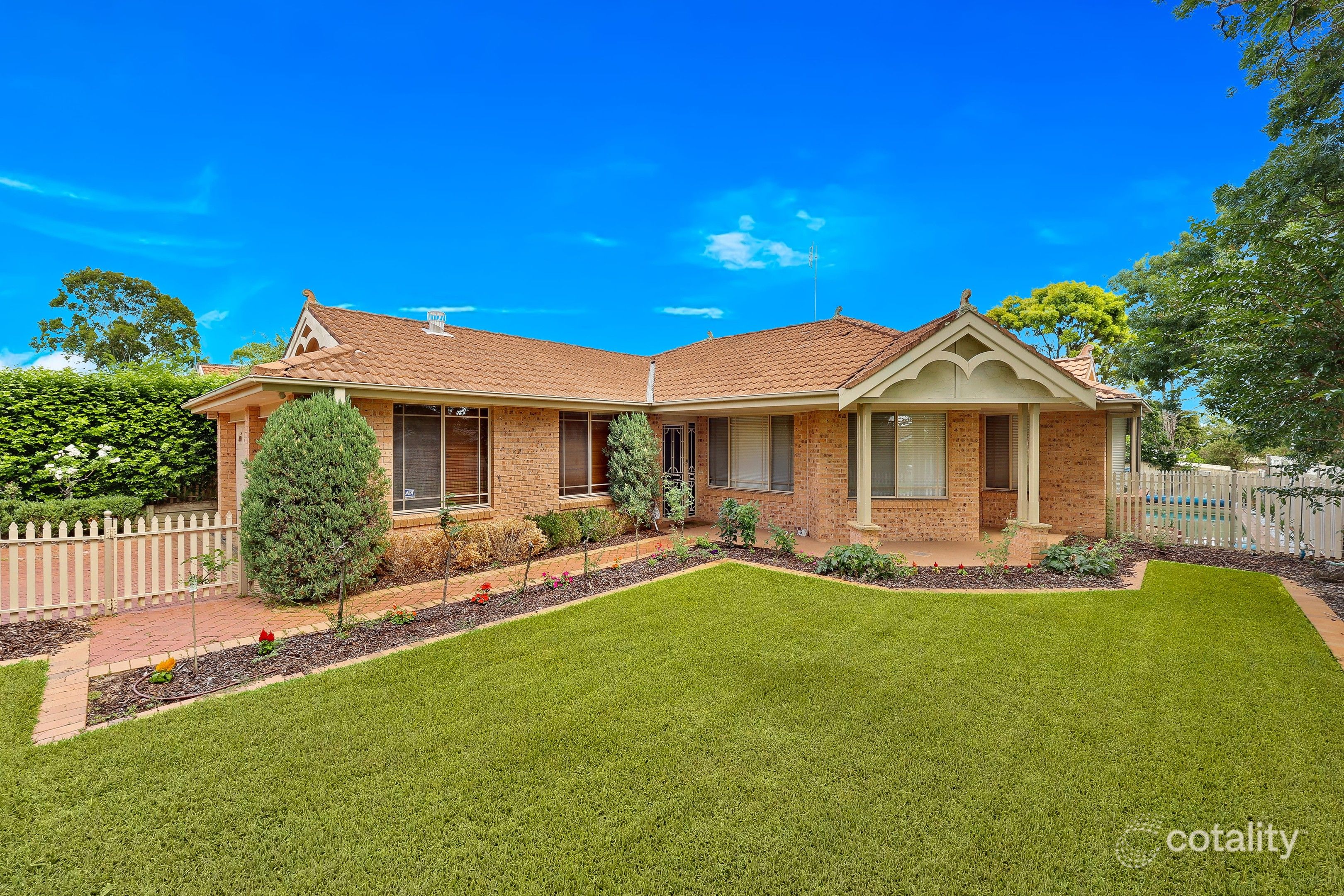 96 Southdown Rd, Elderslie, NSW 2570