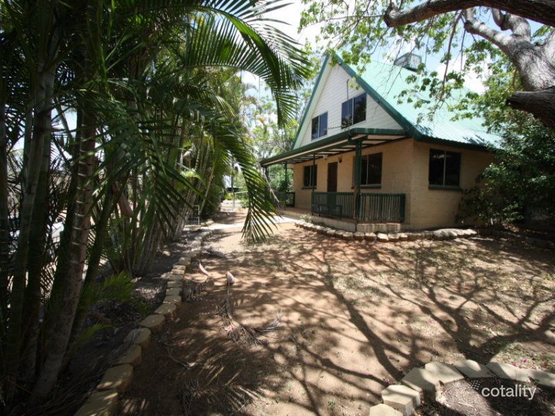 26 Clarke St, Richmond Hill, QLD 4820