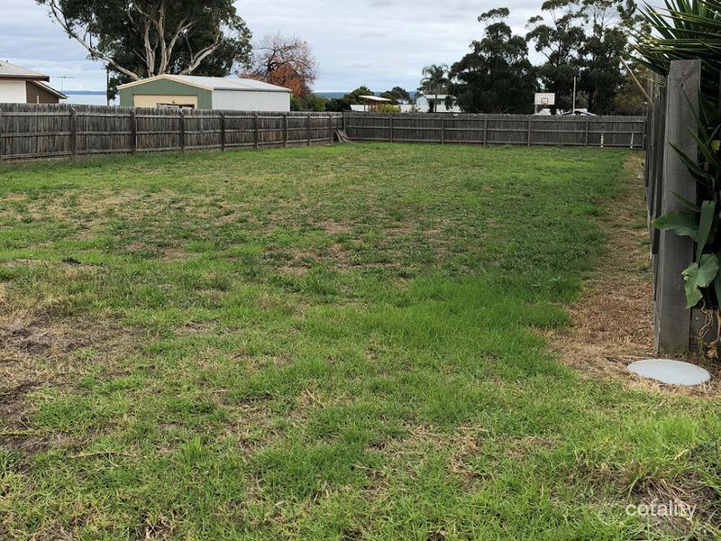 16 Helen St, Pioneer Bay, VIC 3984