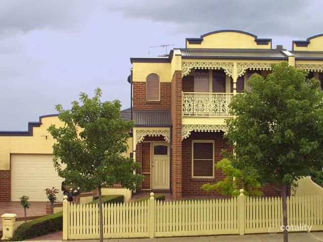 8 Reid Mews, Berwick, VIC 3806
