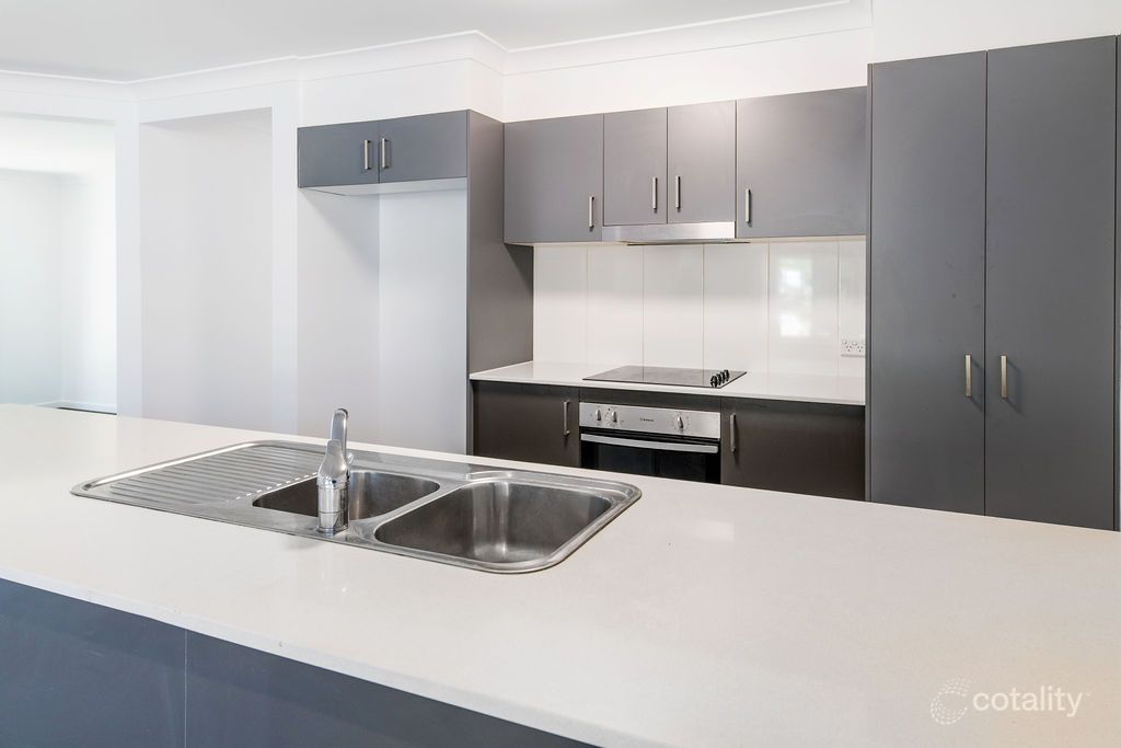 63 Hanover Dr, Pimpama, QLD 4209