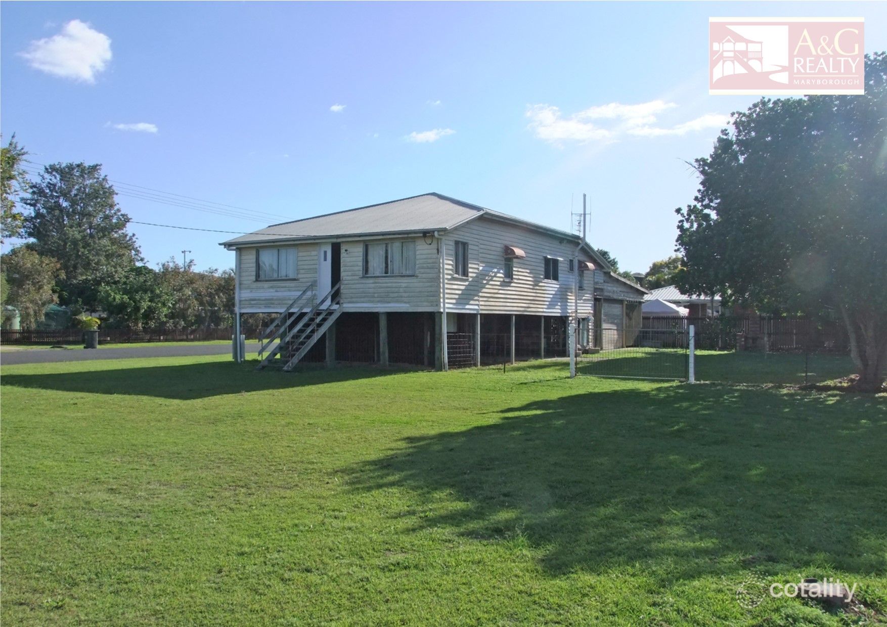 42 Holme St, Granville, QLD 4650