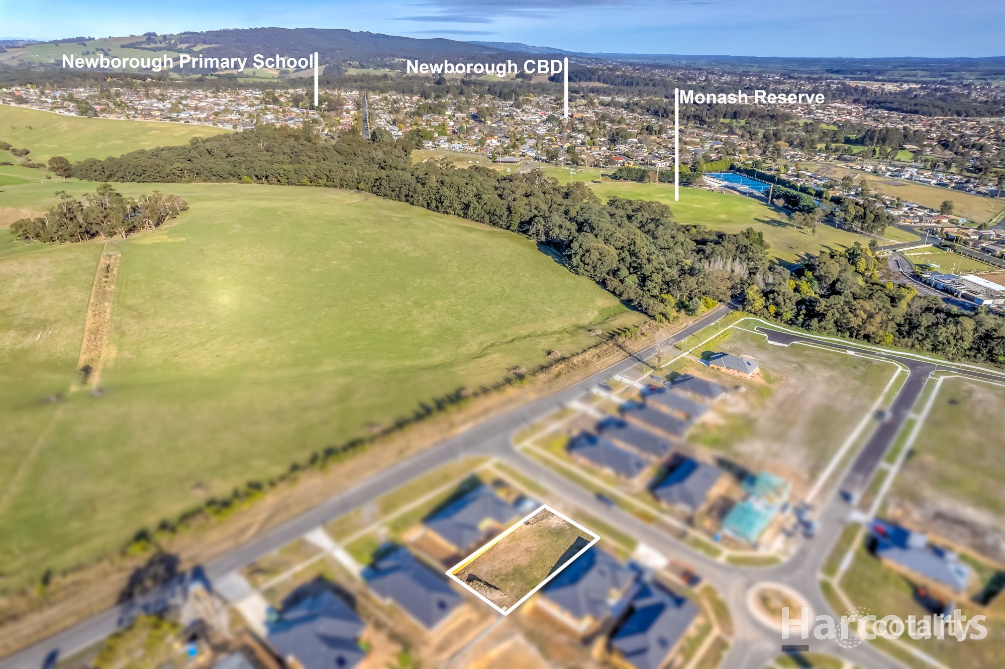 35 Muirfield Bvd, Newborough, VIC 3825