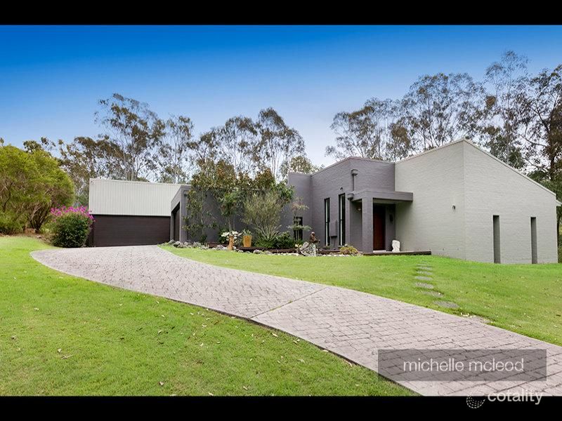 121 Bainbridge Dr, Pullenvale, QLD 4069