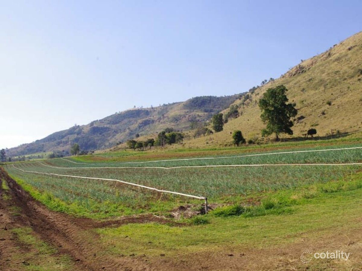 369 Lefthand Branch Rd, Lefthand Branch, QLD 4343