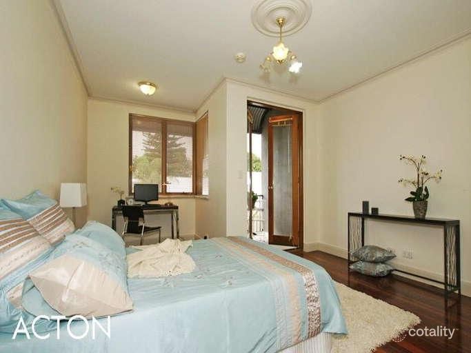 1/5 Church St, Perth, WA 6000