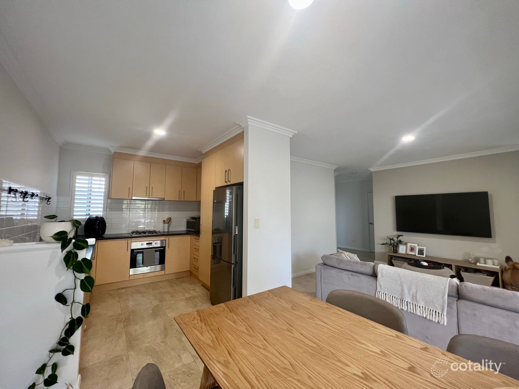 19b Birdwood St, Innaloo, WA 6018
