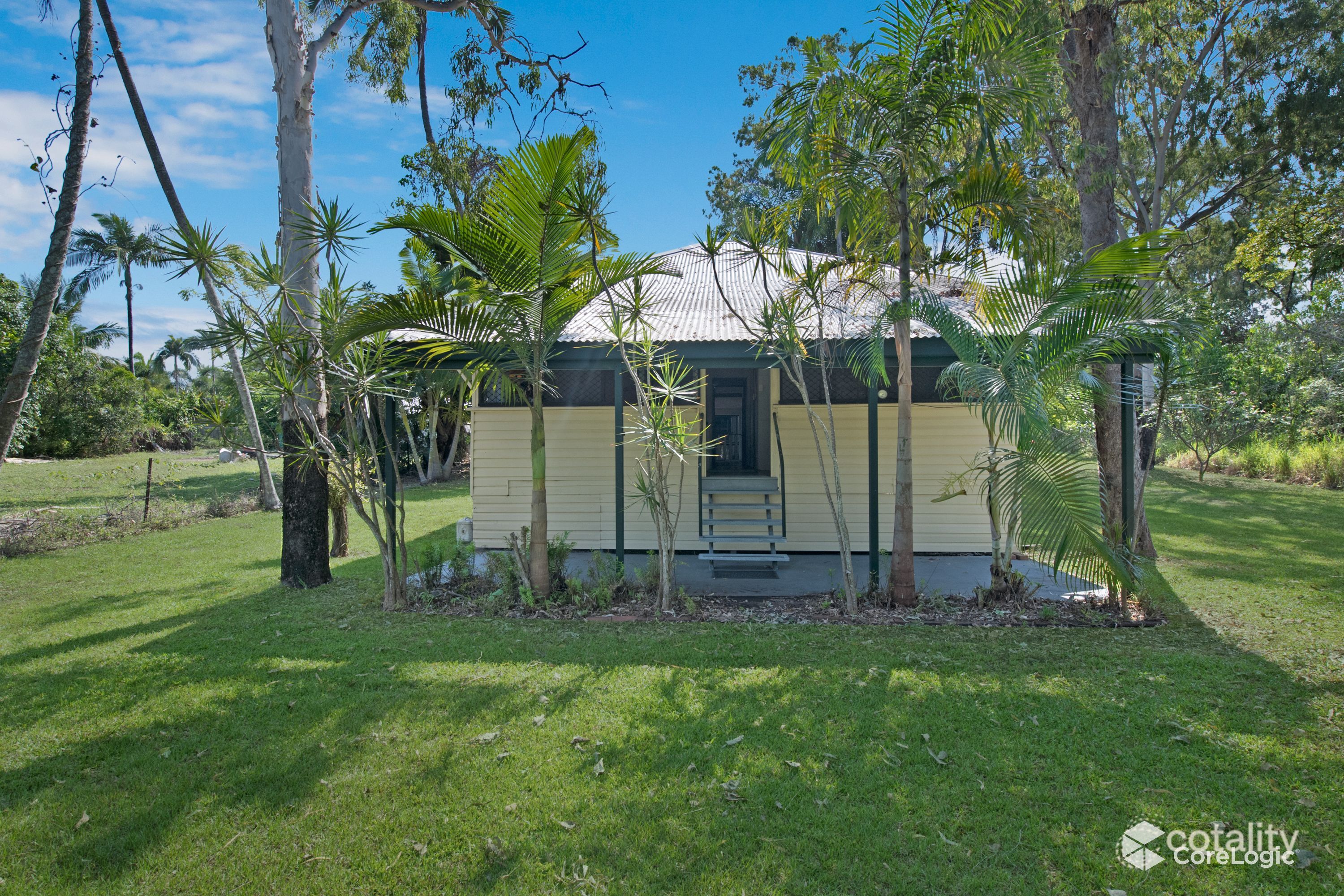 2 Marlin St, Balgal Beach, QLD 4816
