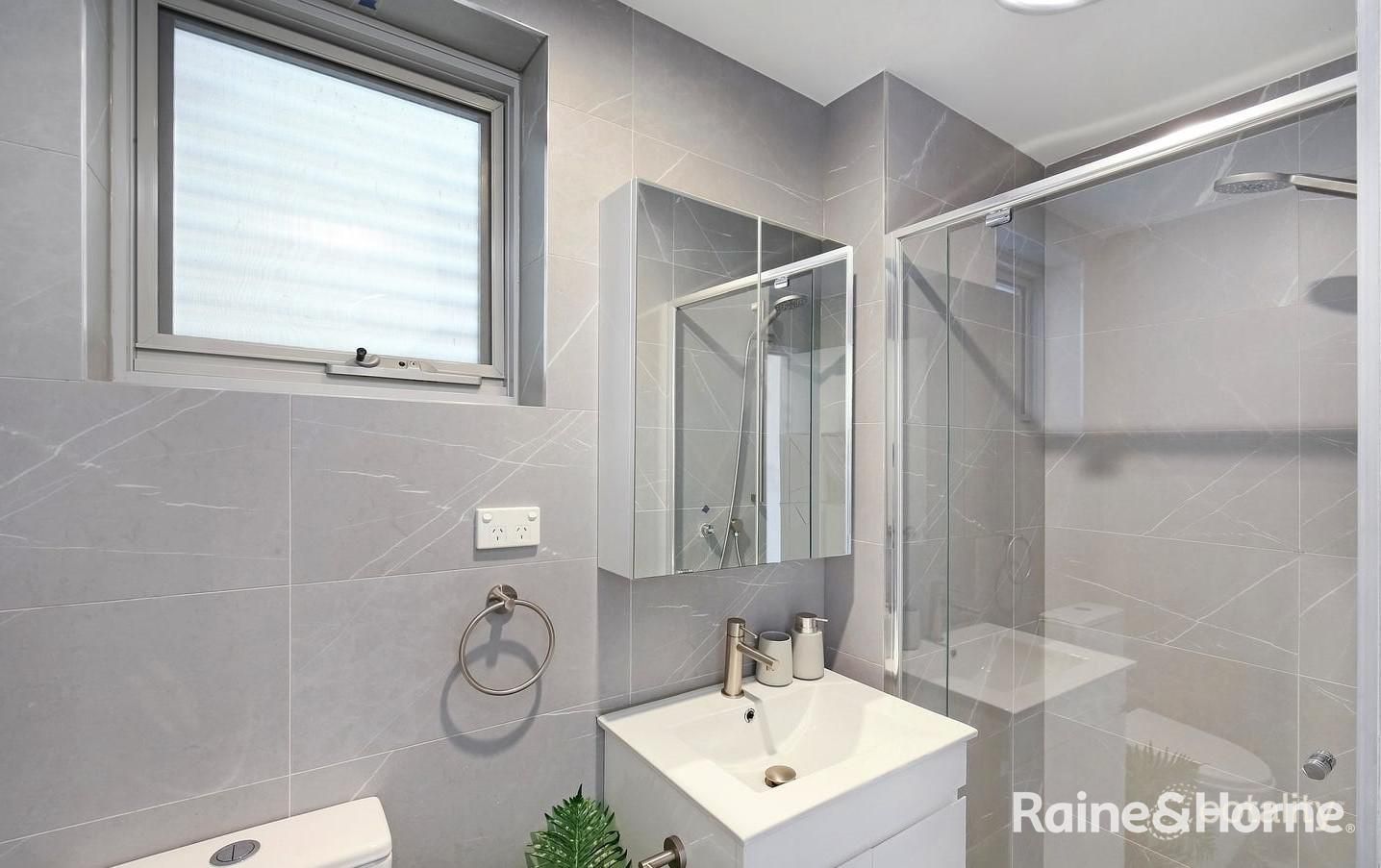 102/19 Range Rd, North Gosford, NSW 2250