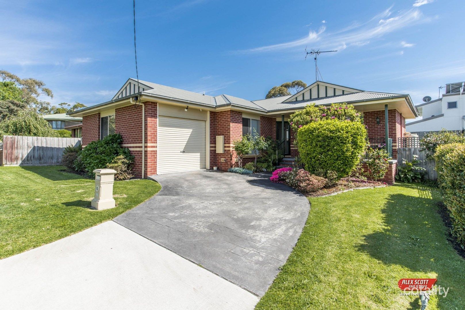 27 The Crescent, Inverloch, VIC 3996