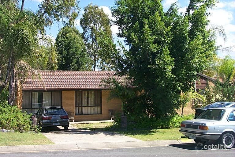 43 Quigan Tce, Highland Park, QLD 4211