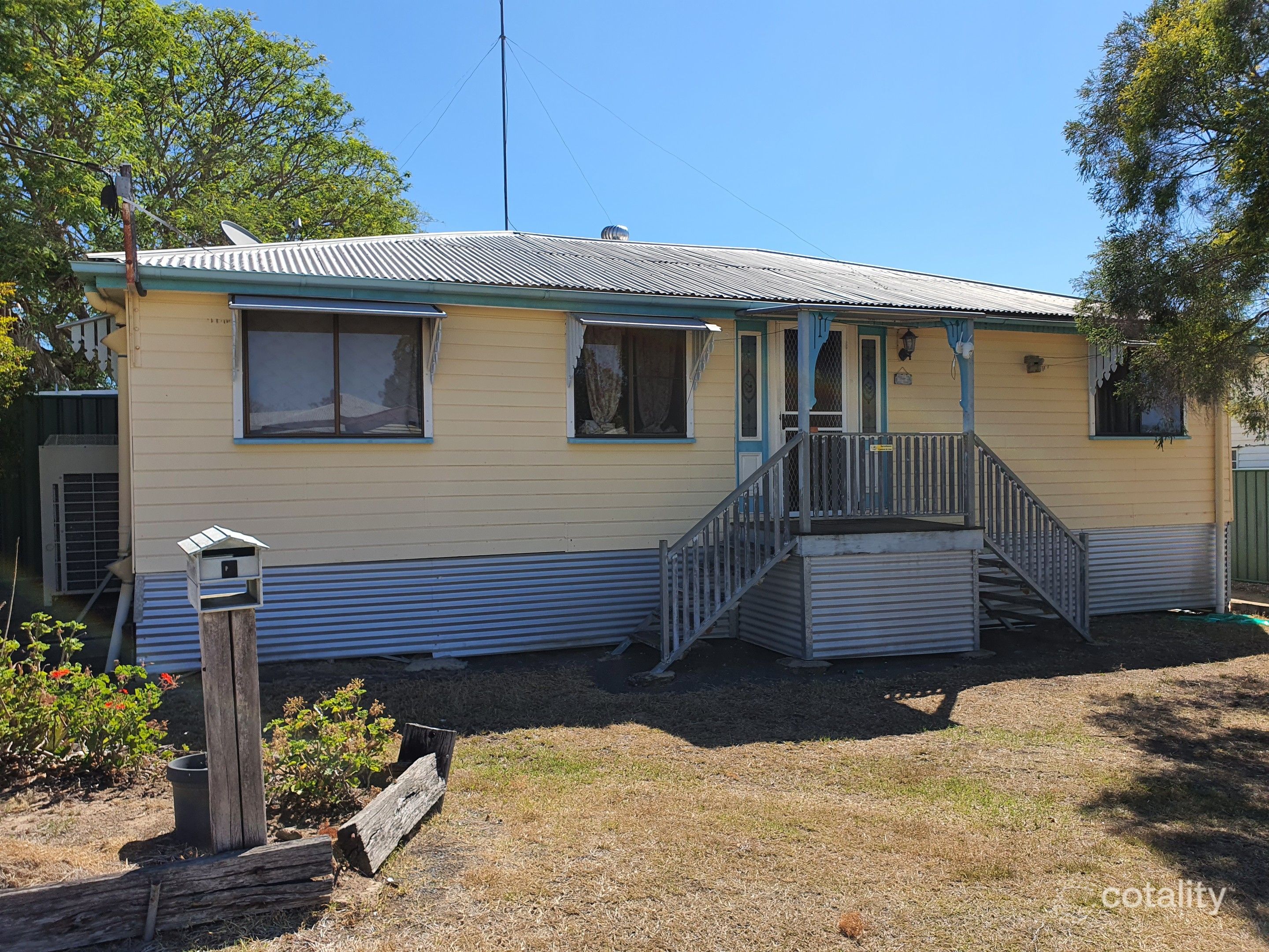 8 Bell St, Monto, QLD 4630