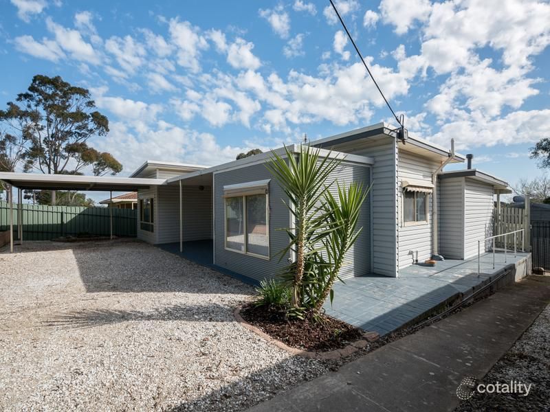 6 Teusner Dr, Morphett Vale, SA 5162