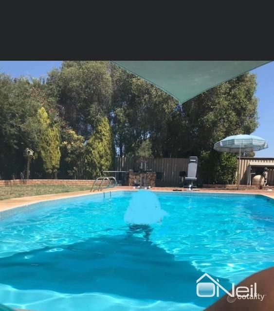 13 Sinclair St, Armadale, WA 6112