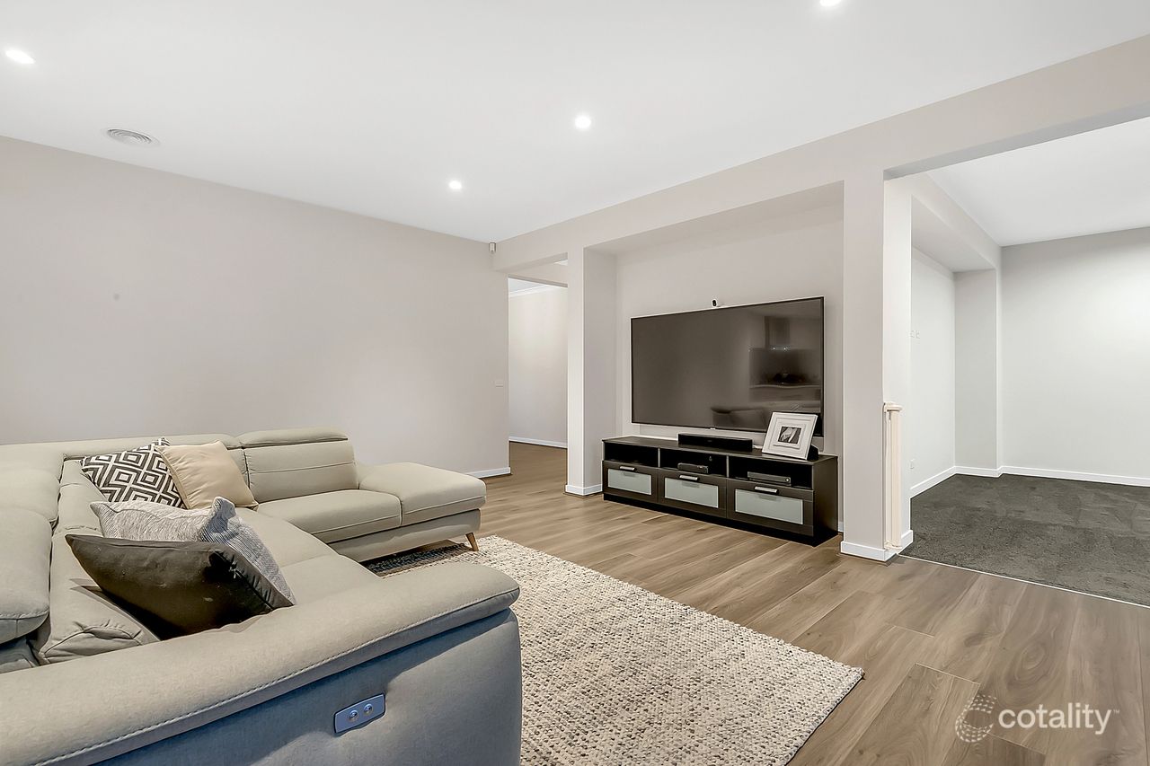 7 Bernwood Rd, Mickleham, VIC 3064