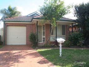 12 Blamey Rd, Wattle Grove, NSW 2173