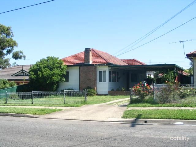 8 Lucas St, Guildford, NSW 2161