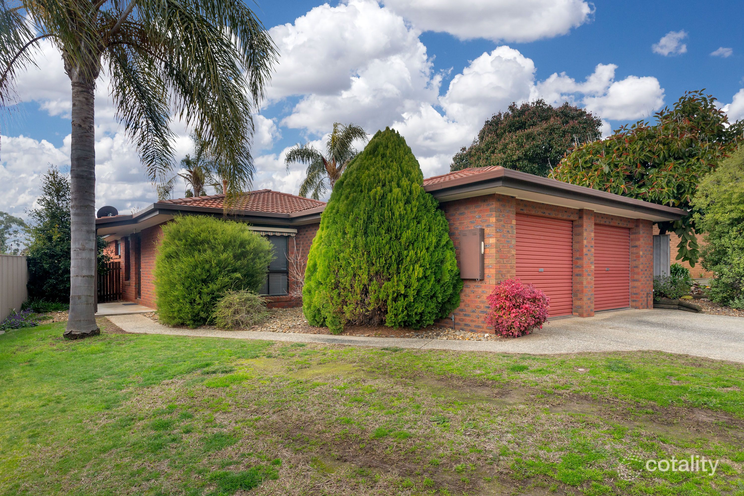 32 Bruce St, West Wodonga, VIC 3690
