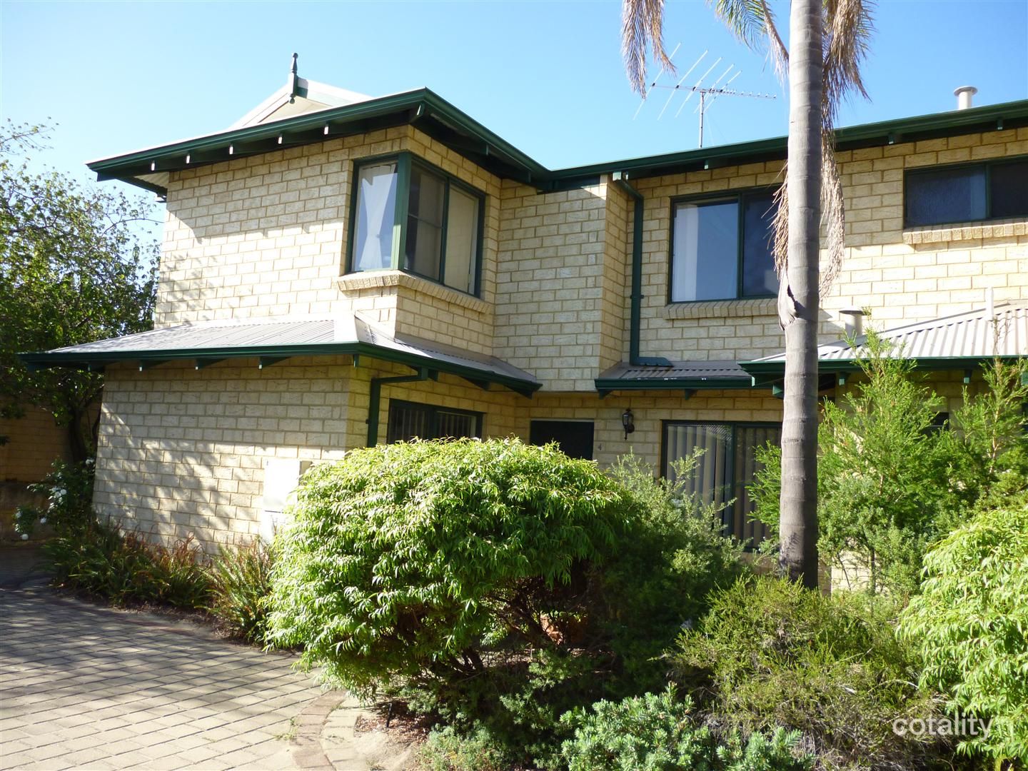 4/123 Robert St, Como, WA 6152
