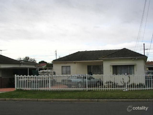 5 Paul Cres, Canley Heights, NSW 2166