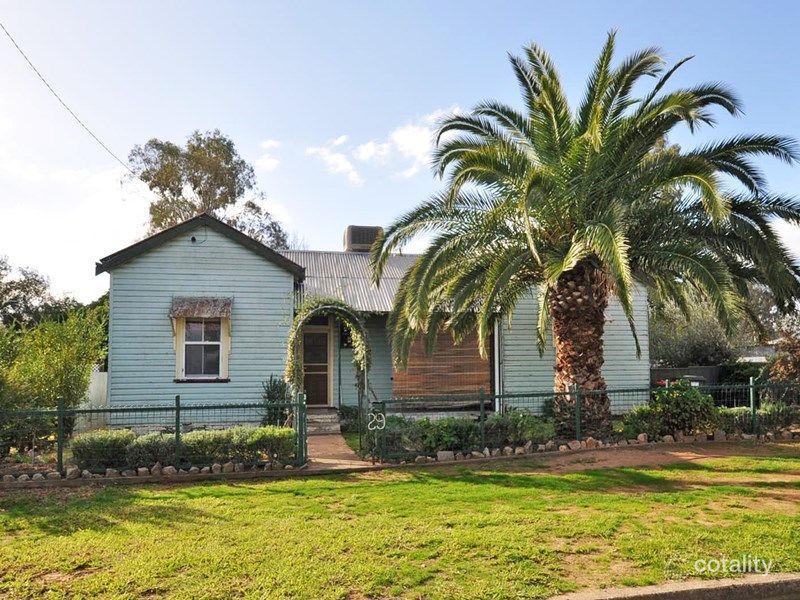 29 Gloucester St, Junee, NSW 2663