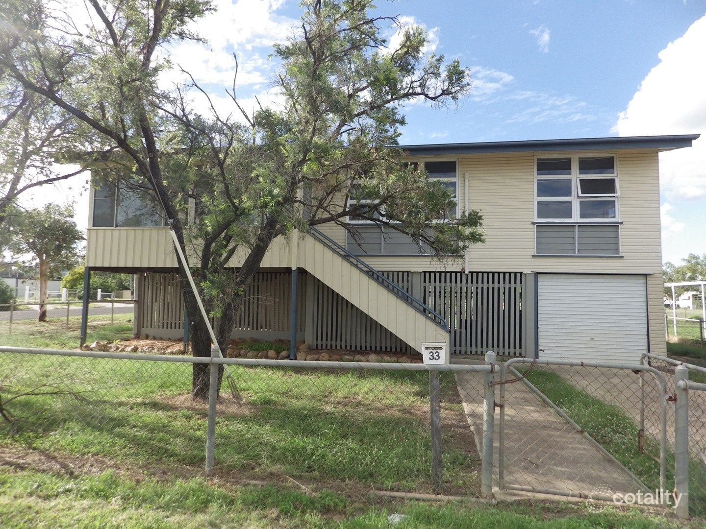 33 Foott St, Roma, QLD 4455