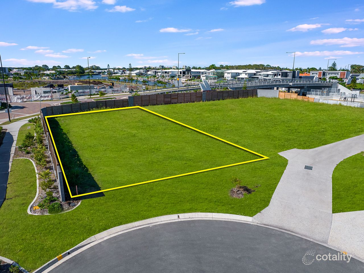 7 Seamount Ct, Pelican Waters, QLD 4551