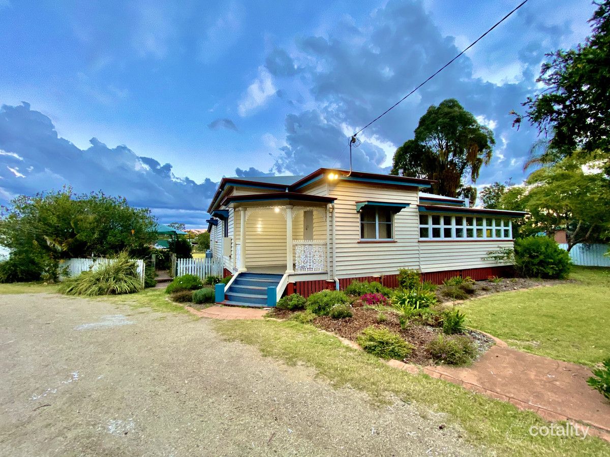 1 Peter Real Ct, Kingaroy, QLD 4610