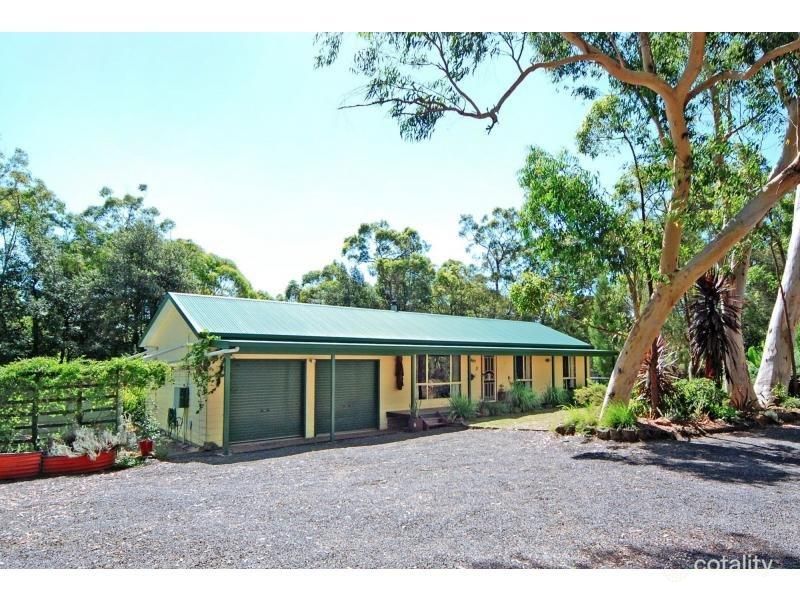 8 Hayward Rd, Wandandian, NSW 2540