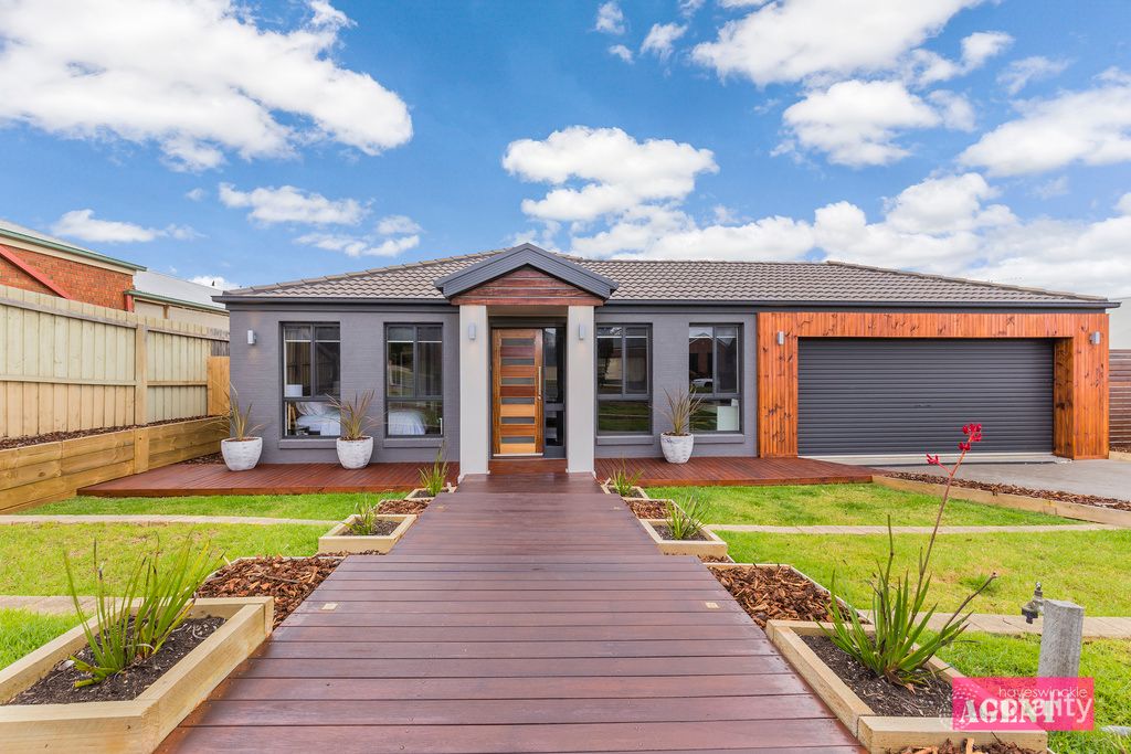 72 Rossack Dr, Waurn Ponds, VIC 3216