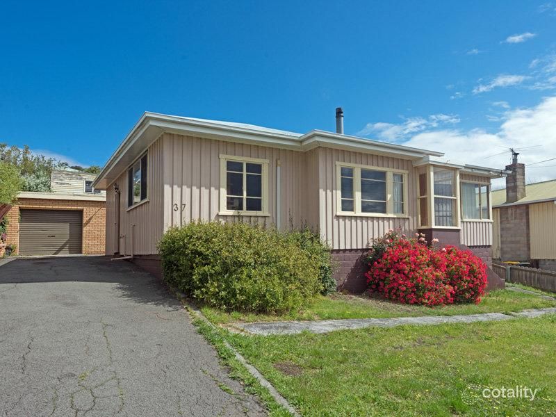 37 Montagu Bay Rd, Montagu Bay, TAS 7018