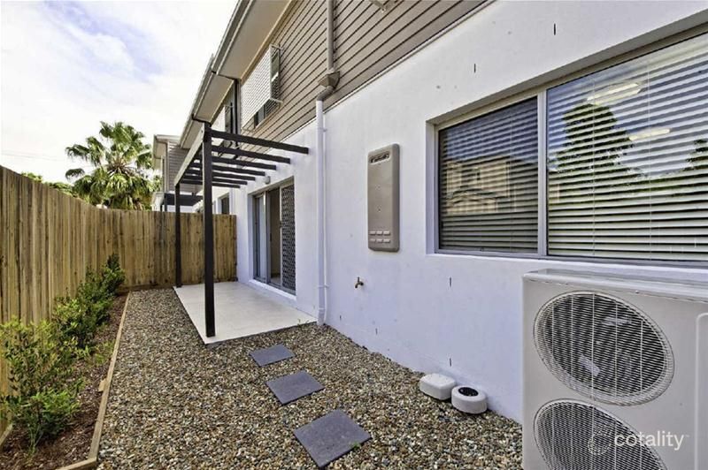 4/119 Eugaree St, Southport, QLD 4215