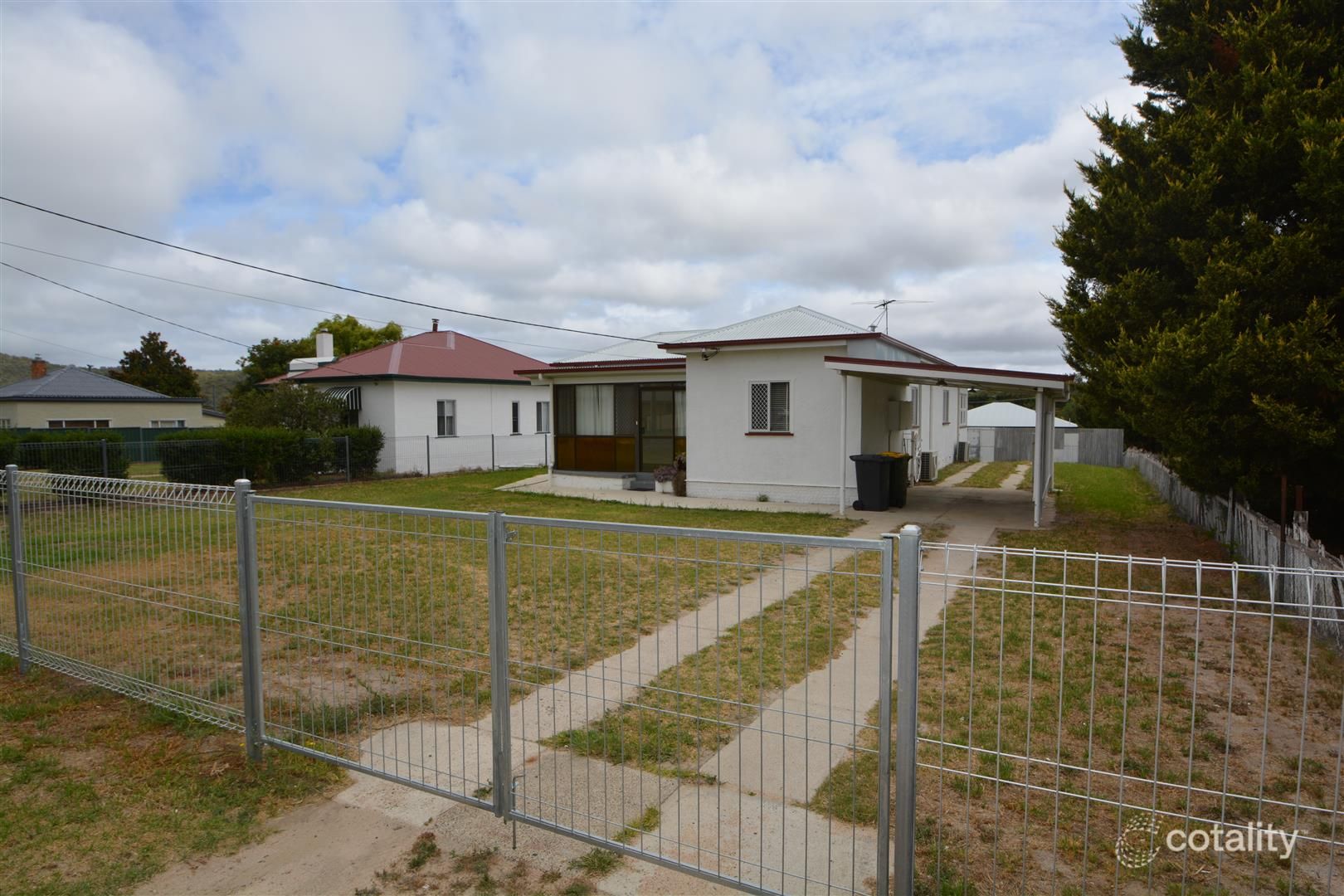 8 Harris St, Stanthorpe, QLD 4380