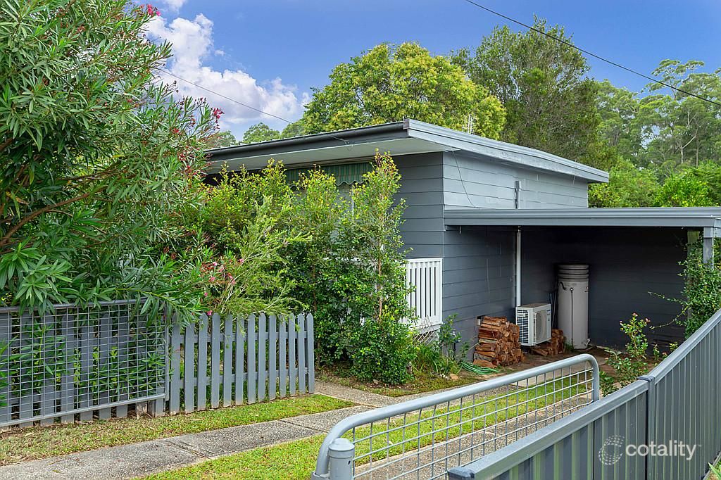 22 Clare Cres, Batehaven, NSW 2536