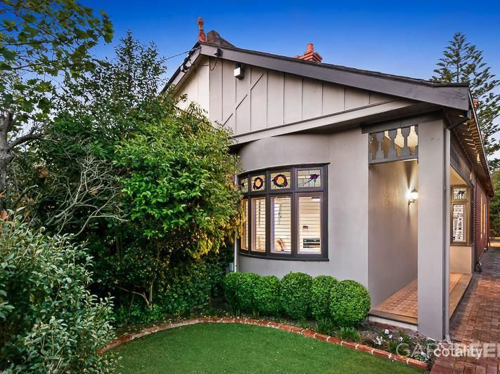 266 Alma Rd, Caulfield North, VIC 3161