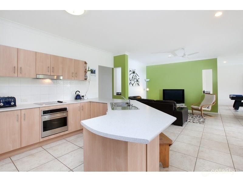 4/16 Leuneah Lane, Karana Downs, QLD 4306