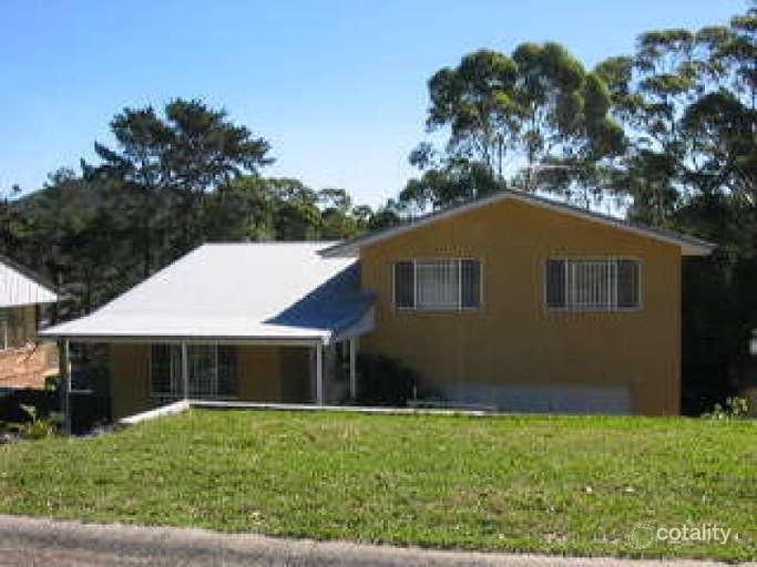 31 Ocean Beach Rd, Shoal Bay, NSW 2315