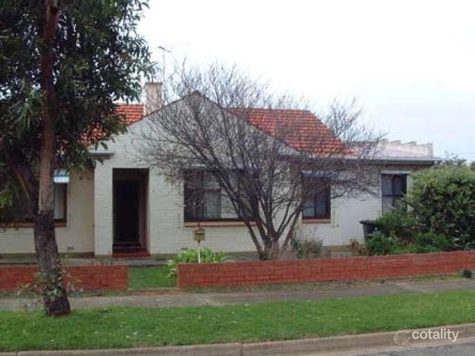 1 Arooma St, Findon, SA 5023