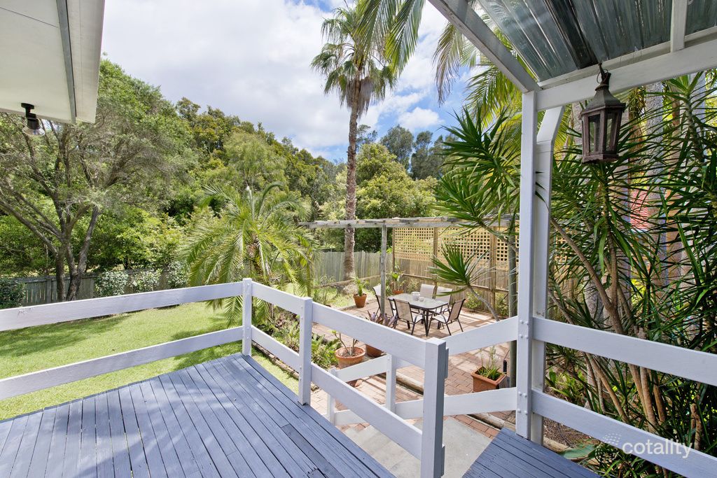 5 Fiona Cres, Lake Cathie, NSW 2445