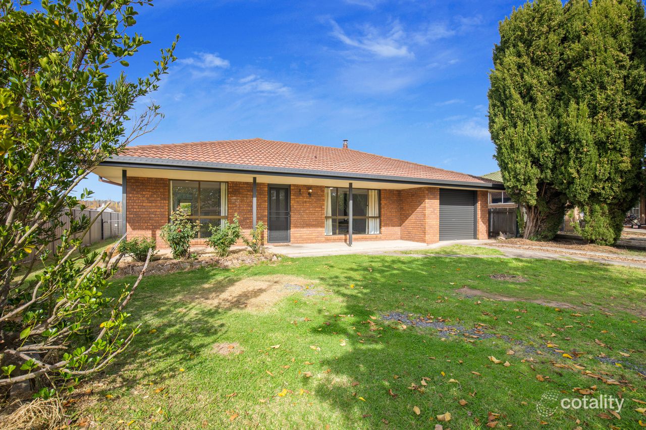 12 Alahna Dr, Armidale, NSW 2350